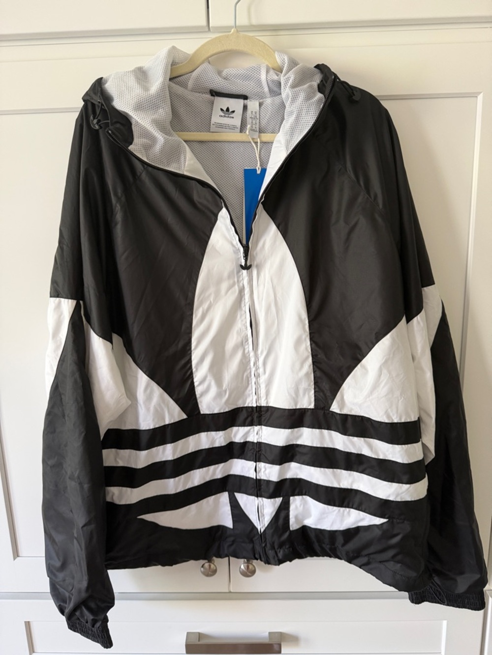 Men‘s Adidas Black and White Trefoil Track Jacket NWT Size XL